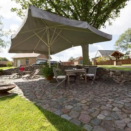 Gut Landleben 펜션 Gellenthin